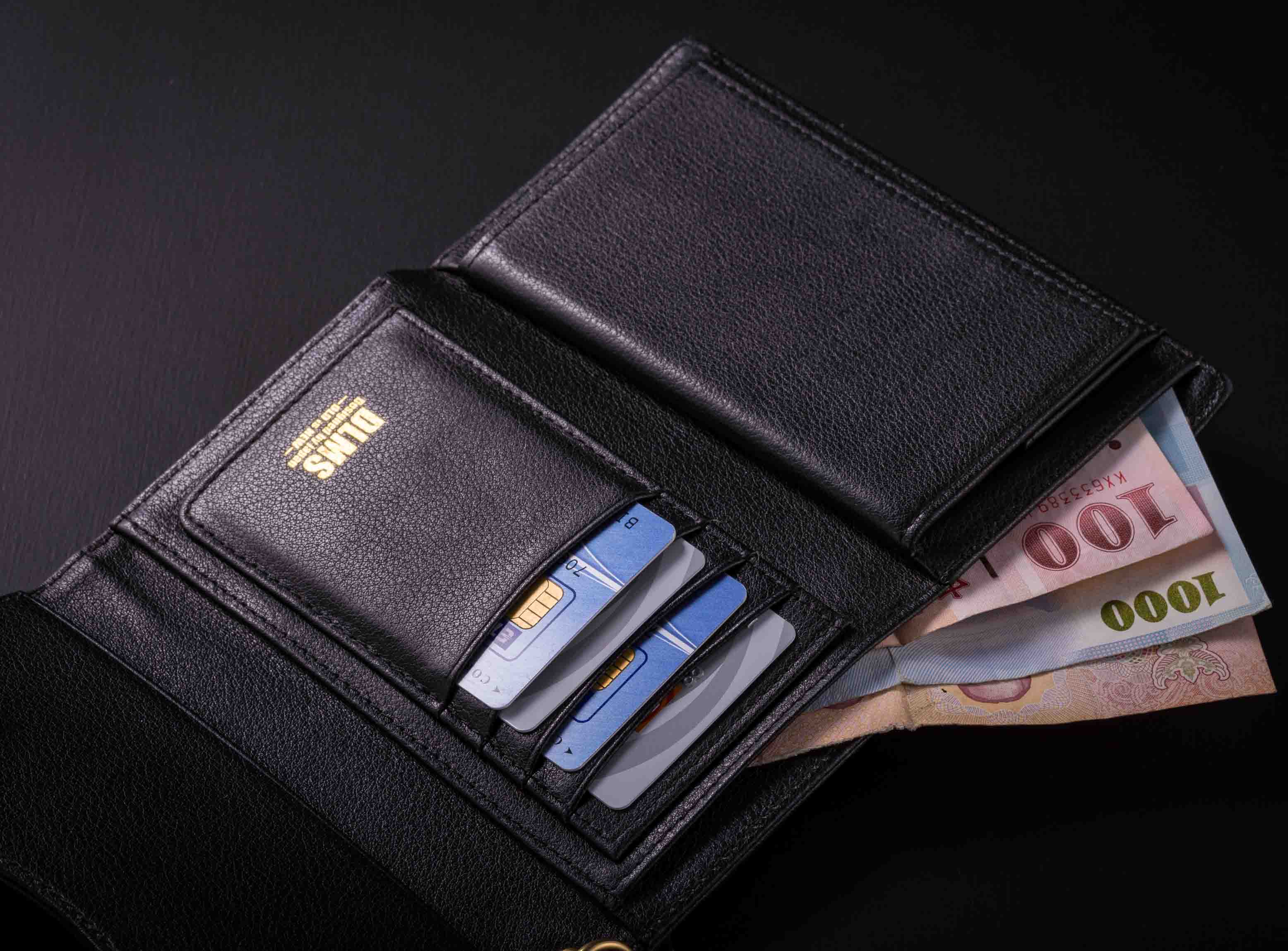 楽天市場】DLMS ミドルサイズ 背面ファスナーポケット付き ウォレット