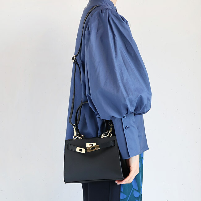 楽天市場】【再入荷‼】【新作】AULENTTI(オーレンティ) ショルダー