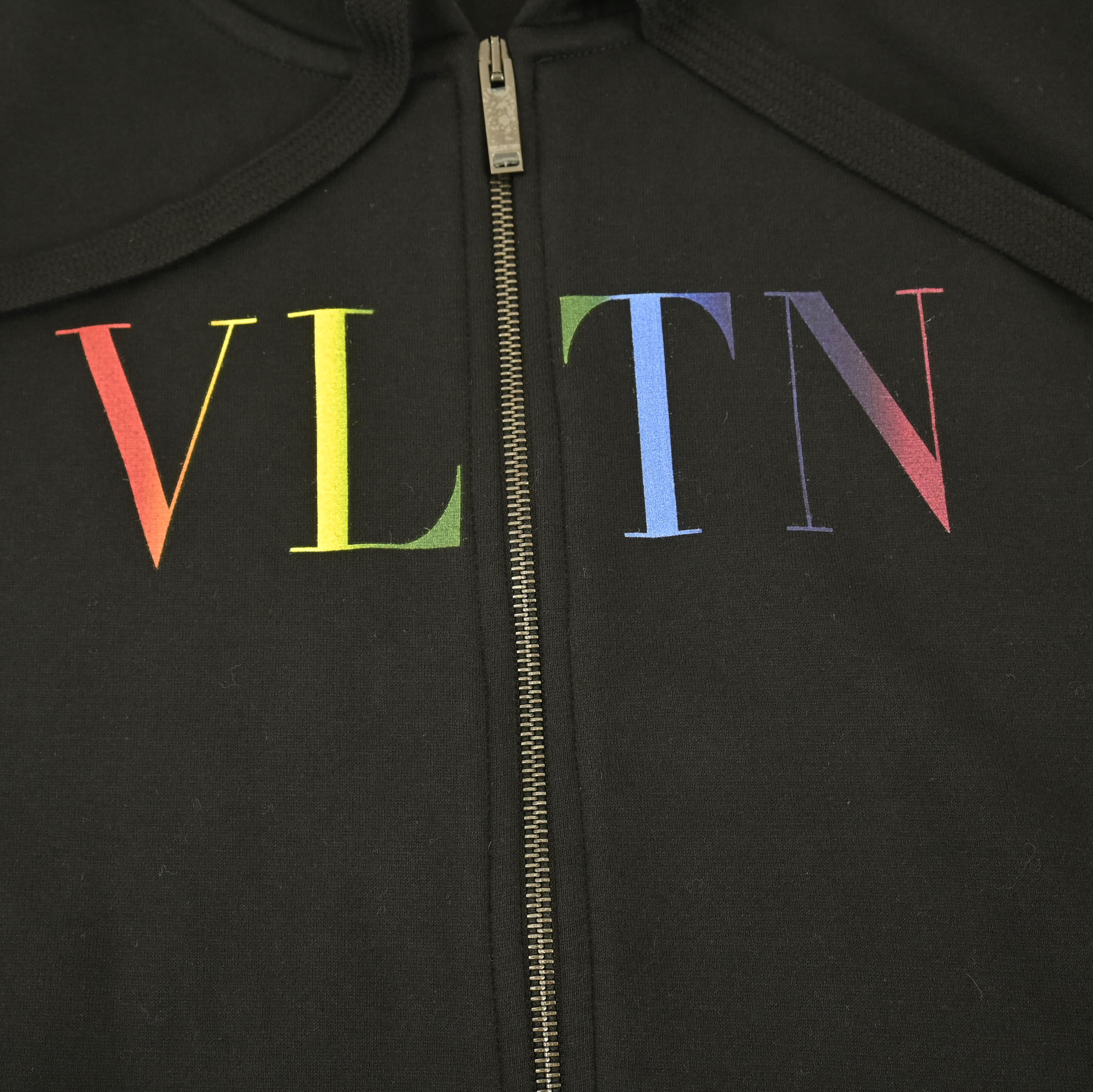 楽天市場】【56％OFF】 ヴァレンティノ VALENTINO ジップアップ