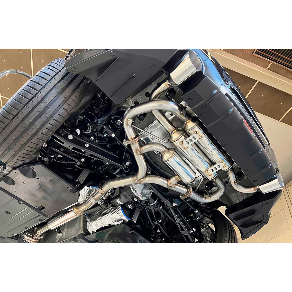 楽天市場】FUJITSUBO トヨタ ZN8 GR86 スバル ZD8 BRZ 2.4 A-R