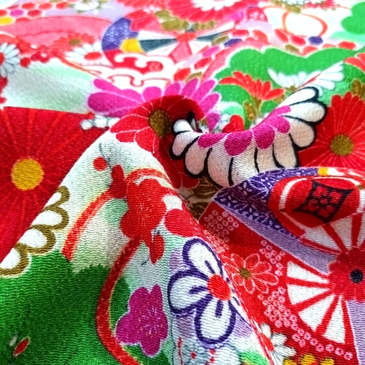 楽天市場】ちりめん 生地 友禅 大正ロマンの大柄な花柄 緑 YS04-03