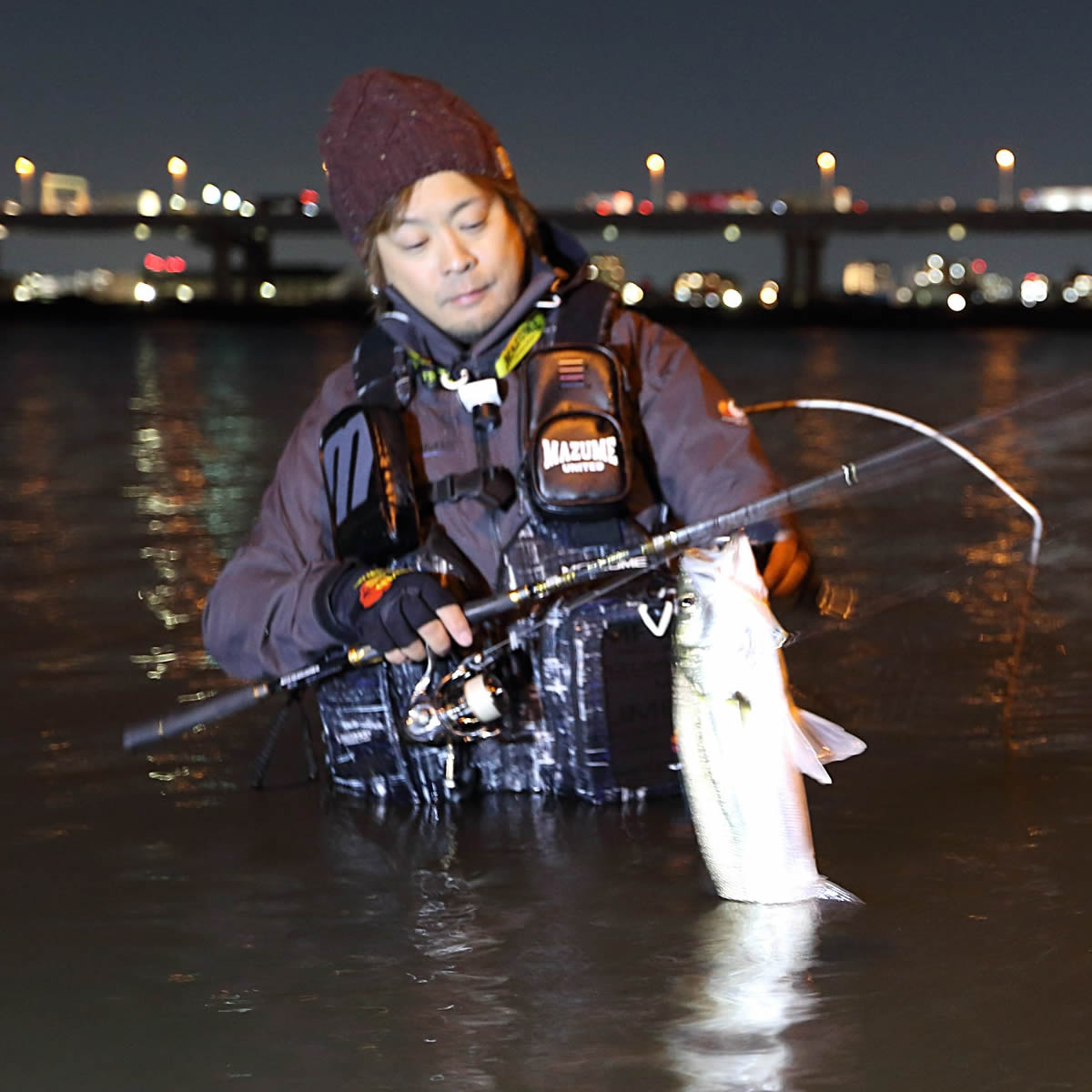 楽天市場】mazume(マズメ) mzレッドムーンライフジャケット9 F MZLJ