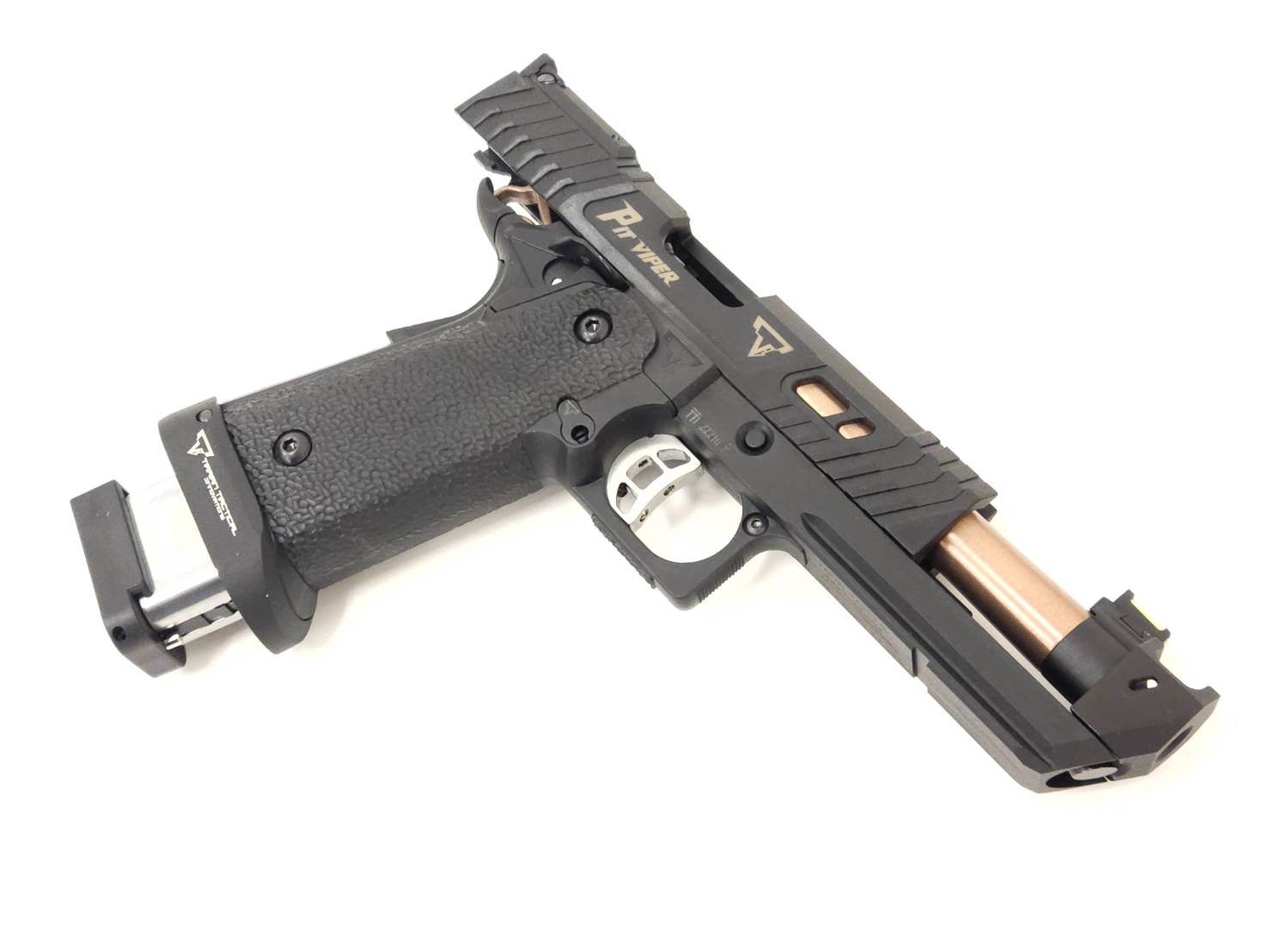 楽天市場】【刻印入りモデル】BATON Airsoft BT-PIT VIPER CO2 GBB Co2