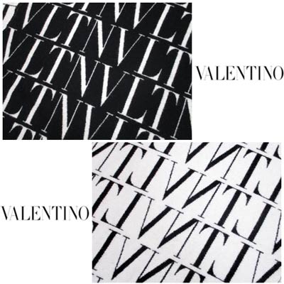 VALENTINO ロゴパターン ブラックストール