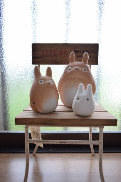 楽天市場】【となりのトトロ置物】インテリア トトロの置物 大中小 3