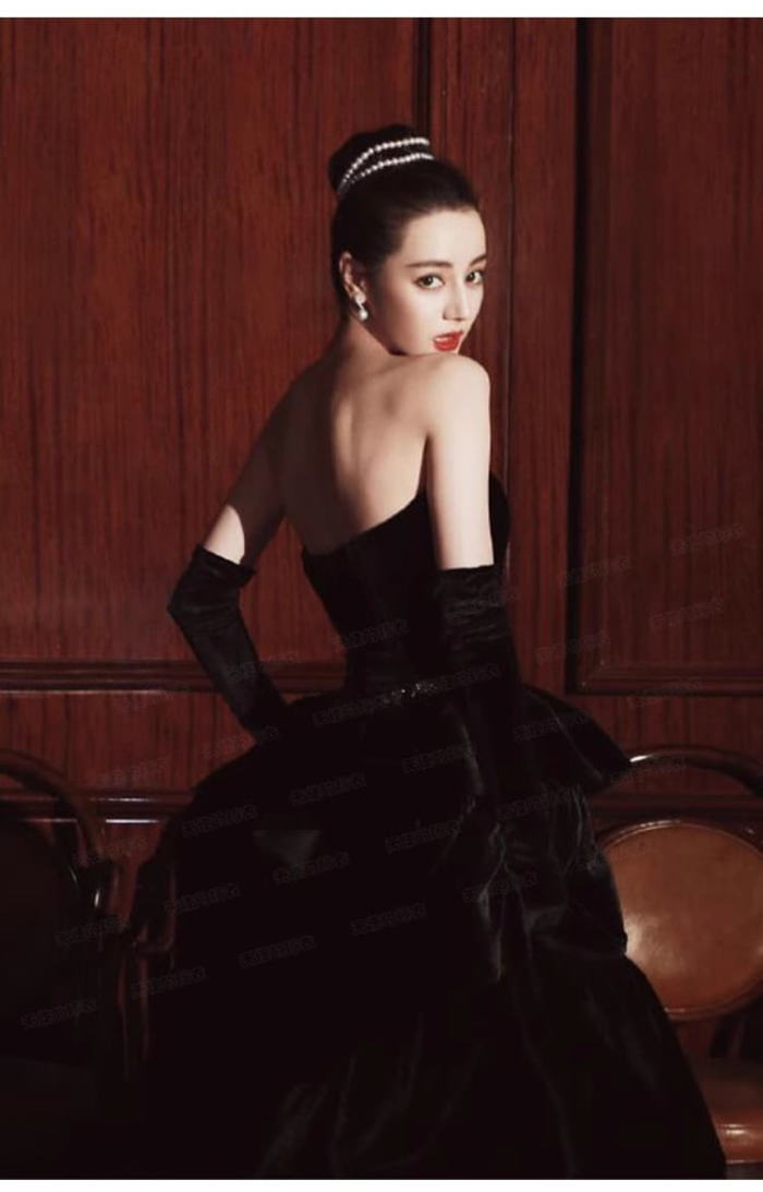 楽天市場】ANGEL カラードレス 新作 ベアトップ ベロア フリル ロング