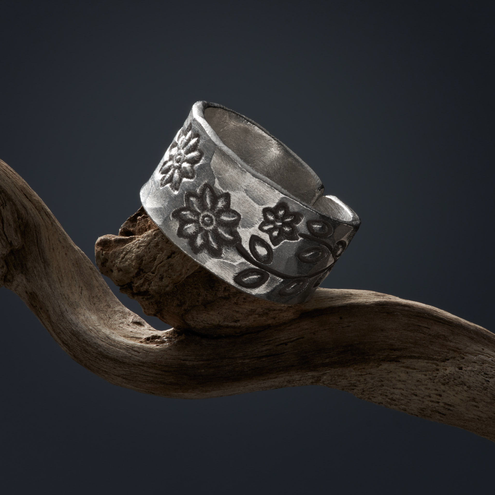 楽天市場】カレン 族 シルバー リング 11号～21号 フリーサイズ 指輪