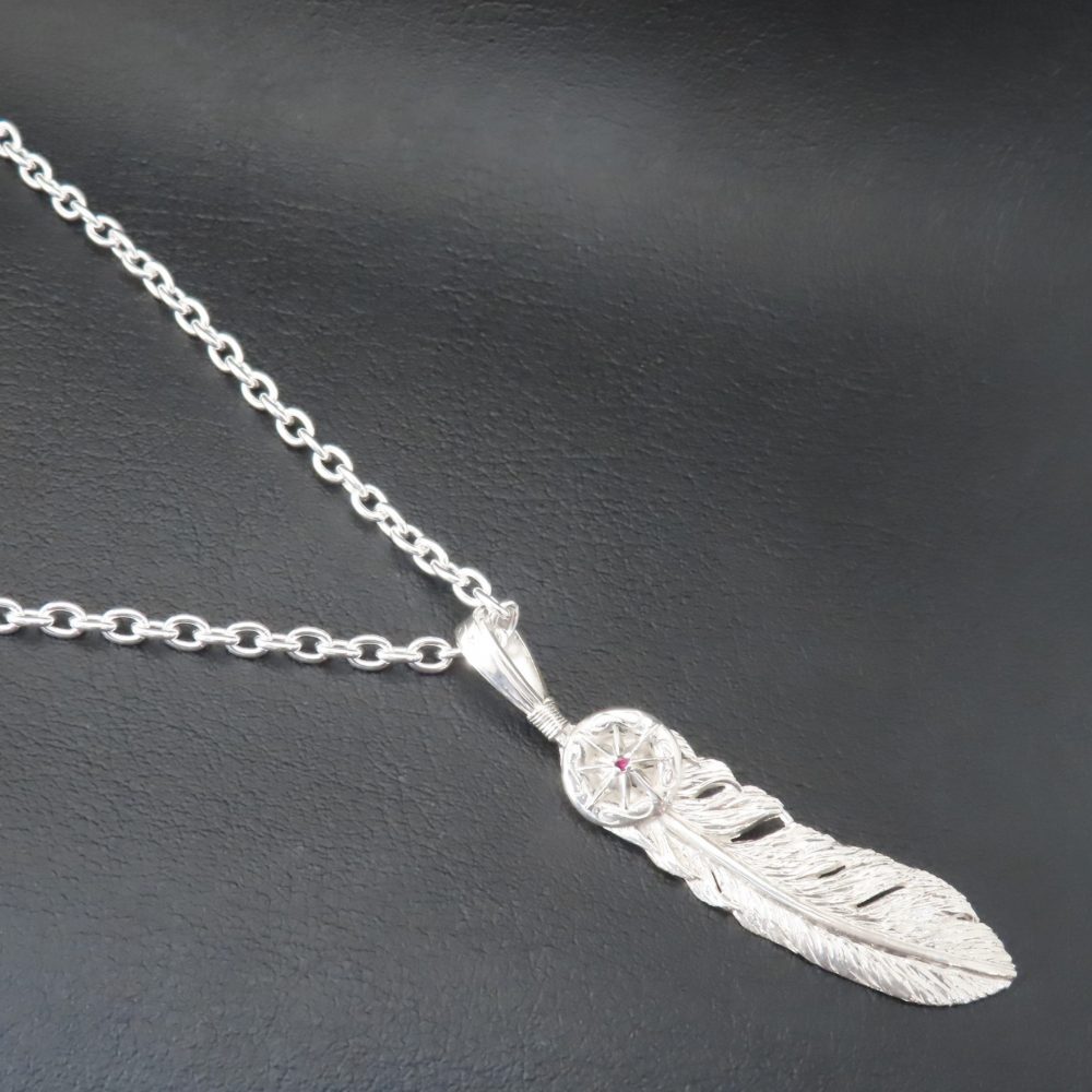 楽天市場】太陽神フェザーネックレス M シルバー925 【刻印無料】 太陽
