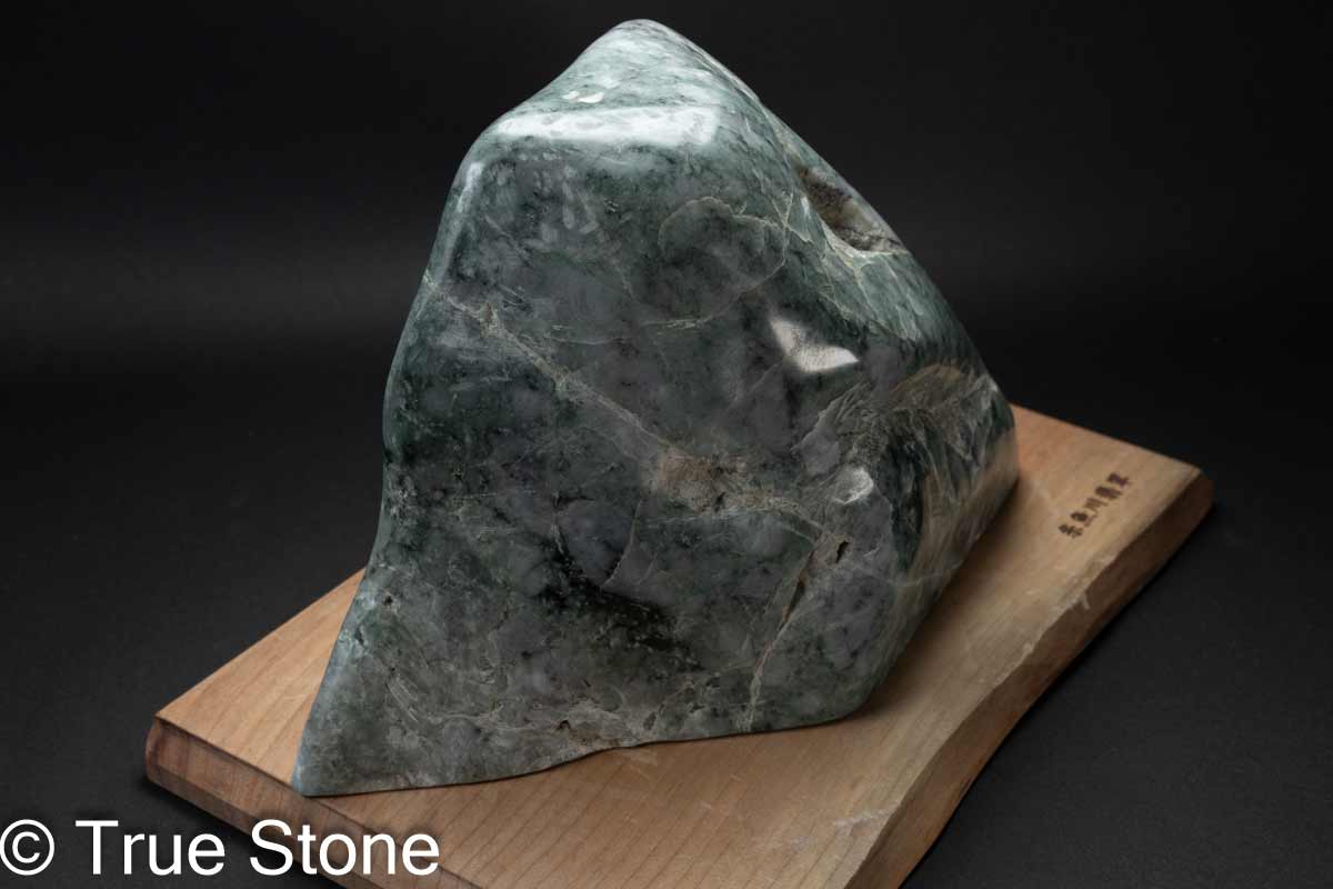 楽天市場】糸魚川翡翠 原石 4,300g ひすい ジェダイト ヒスイ 糸魚川