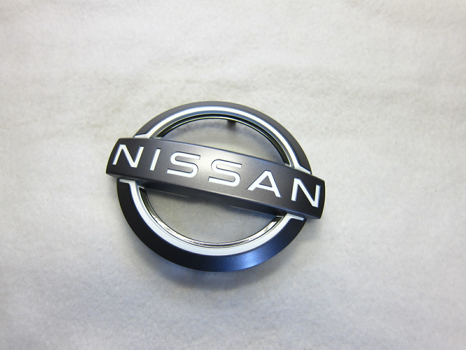 楽天市場】エンブレム 62890-6WK0A リーフ ZE1 日産純正部品