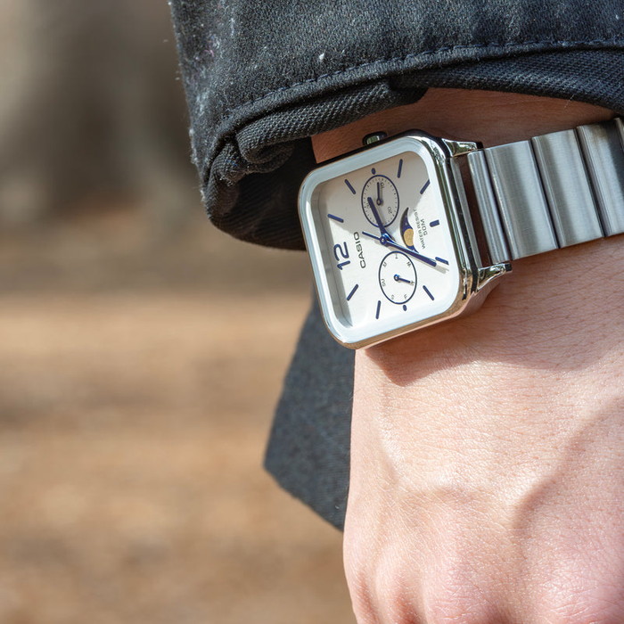 楽天市場】【10%OFF】【翌日配送】【10年保証】CASIO STANDARD MENS