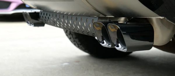 楽天市場】【新商品】L663 ディフェンダー110/90 2020y- マフラー