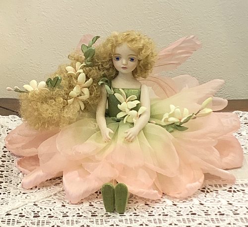 楽天市場】妖精 置物若月まり子 お花の妖精人形♪エルフィンフローリー