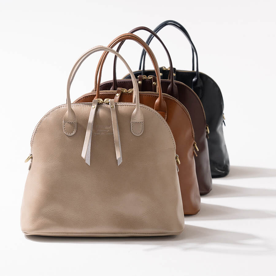 楽天市場】本革 超軽量 ショルダーバッグ 斜めがけバッグ レディース