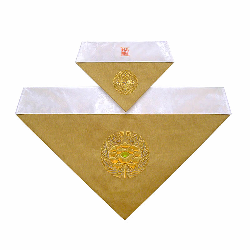 楽天市場】浄土真宗紋入 三角打敷 サイズ・100代 : 仏壇・仏具・位牌の