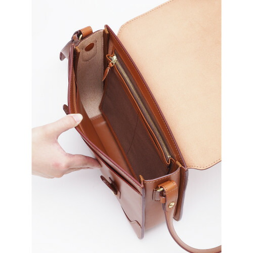 楽天市場】本革 牛革 ショルダーバッグ メンズ レディース B5サイズ