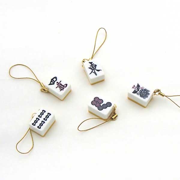 楽天市場】国産手打麻雀牌セット オリジナル牌ストラップ・やきとり