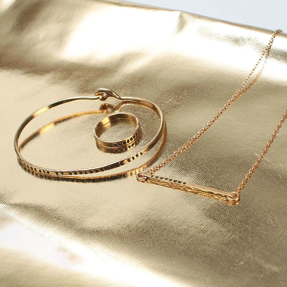 楽天市場】【期間限定◇ポイント10倍】セルジュトラヴァル B21/V