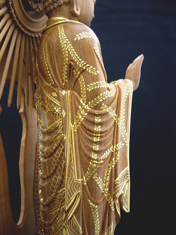 楽天市場】仏像 【総白檀製】 截金 ケマン六角台座 最高級 阿弥陀如来