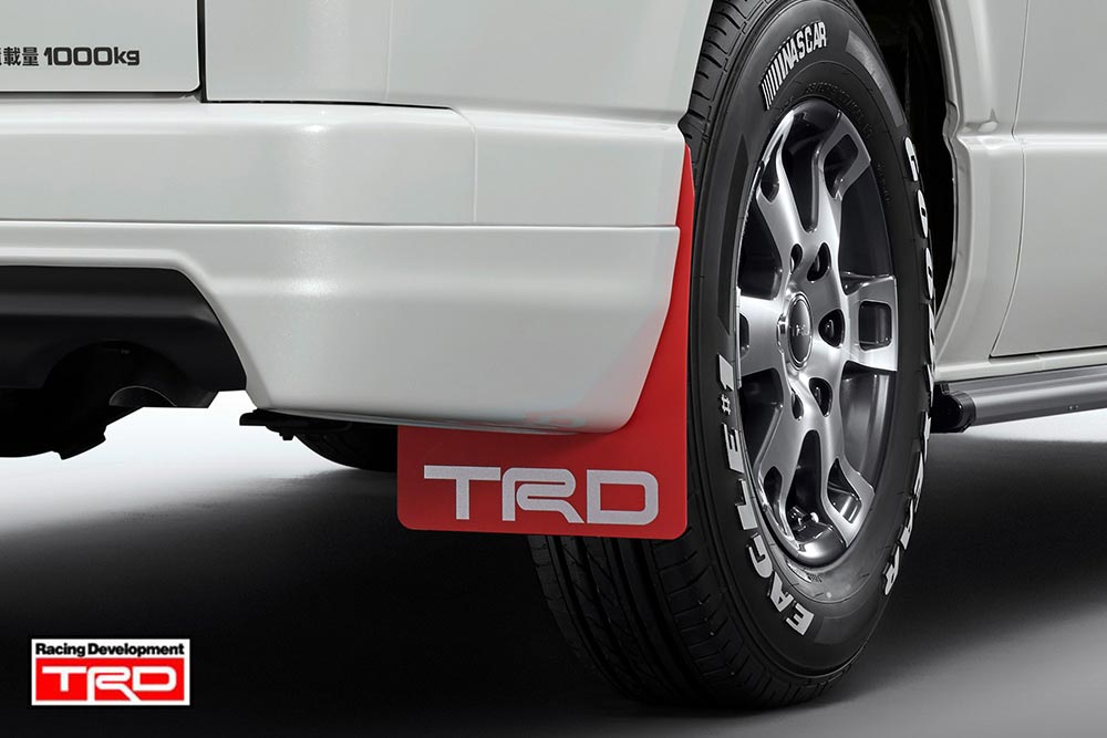 楽天市場】※5月中旬ごろ入荷待ち※ ハイエース 200系 全車用 TRD