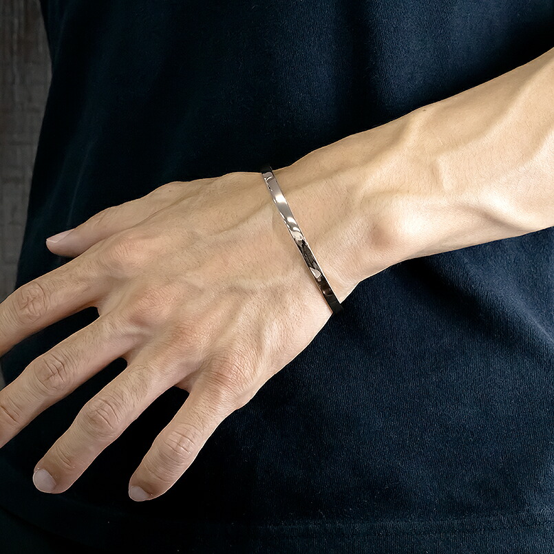 楽天市場】シルバー バングル 4ミリ幅 ブレスレット sv 鍛造 シンプル