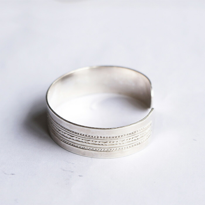 楽天市場】TUAREG JEWELRY トゥアレグジュエリー A19 バングル