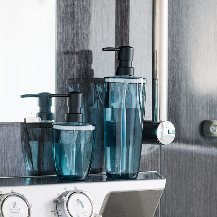 楽天市場】【KEYUCA公式店】ケユカ Flura ソープボトル 480ml ブルー