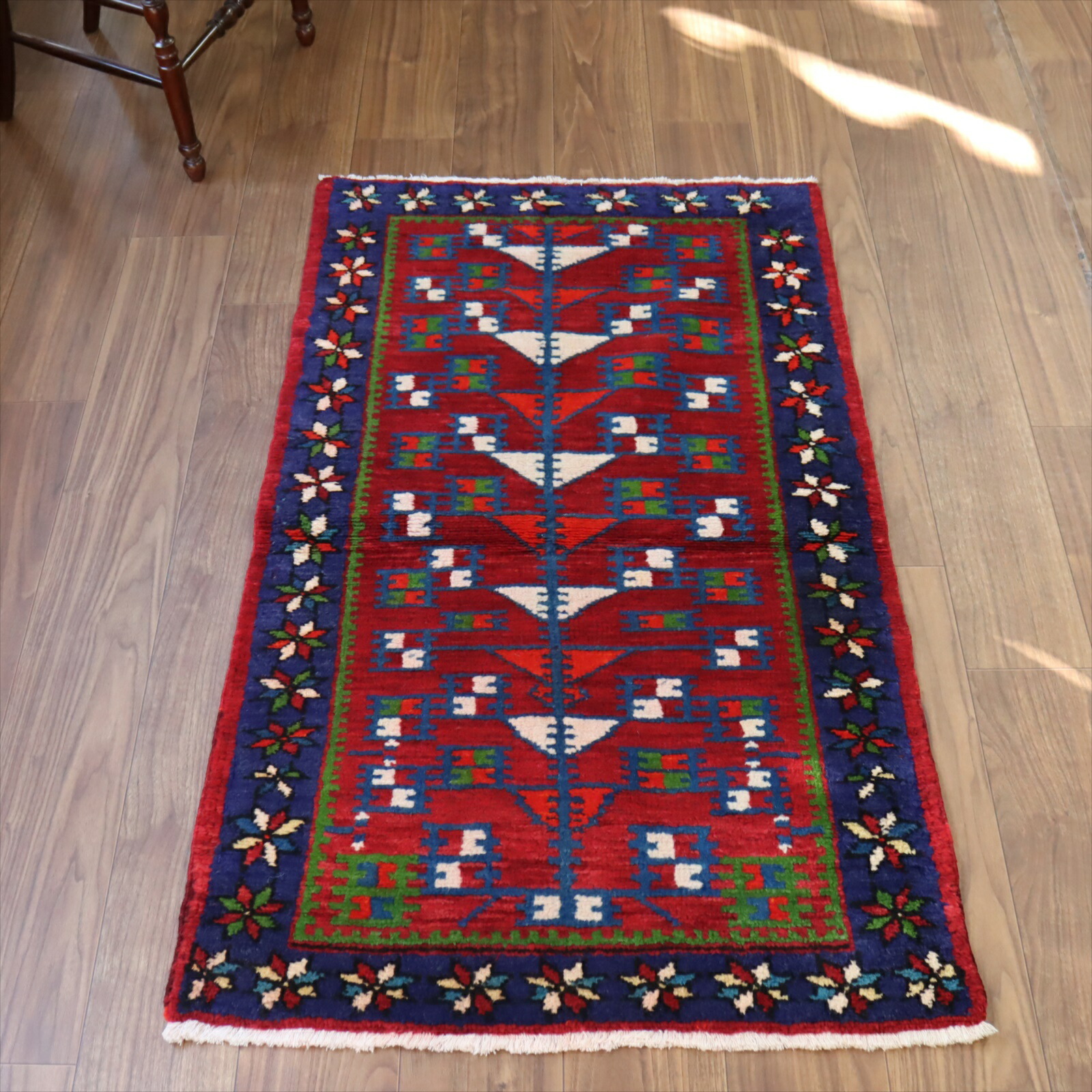 絨毯 トライバルラグ」の人気商品一覧 | 安い商品を通販サイトから探す