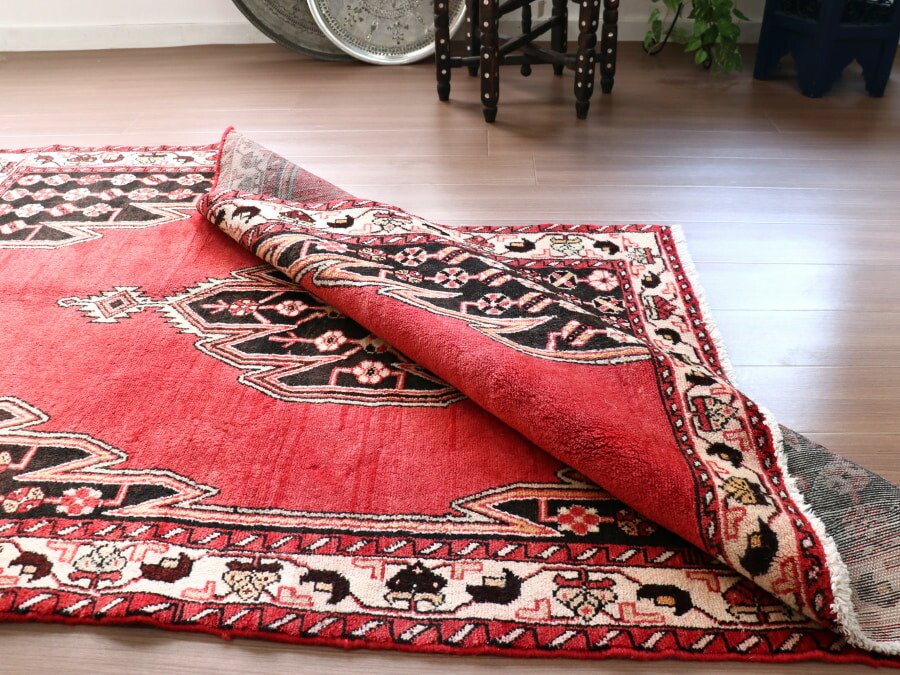 楽天市場】【15%OFFクーポン対象】トライバルラグ 部族絨毯