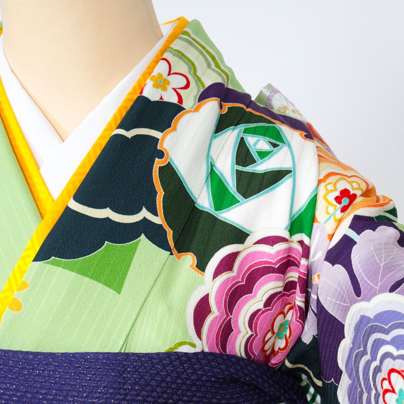 楽天市場】【SALEクーポン】 振袖 中古 フルセット 緑 若草色 グリーン