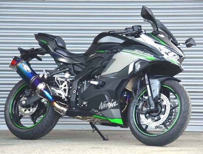 楽天市場】【3月7日出荷】BEET(ビート) NINJA ZX-4R SE/Ninja ZX-4RR