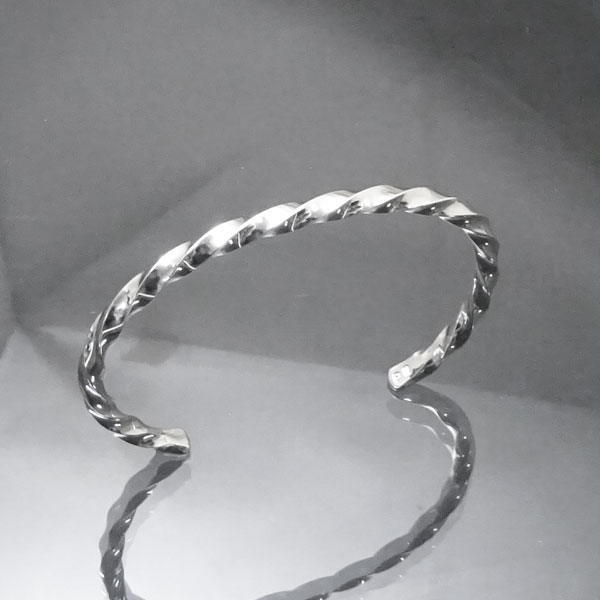楽天市場】ねじり シルバーバングル ツイスト【L】【受注製作
