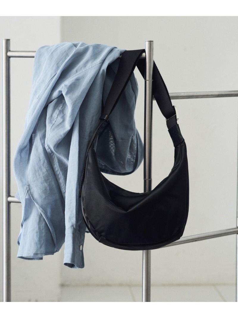 楽天市場】クラウズナイロンラウンドショルダーバッグ russet ラシット