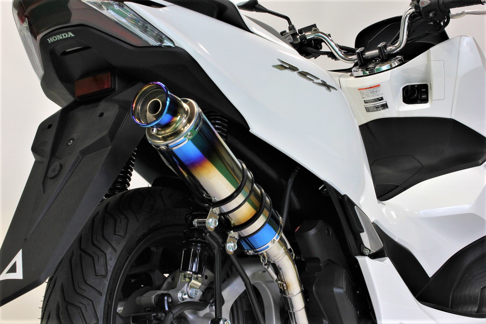 楽天市場】【最新モデル対応】 PCX125 バイク マフラー 2BJ-JK05 8BJ