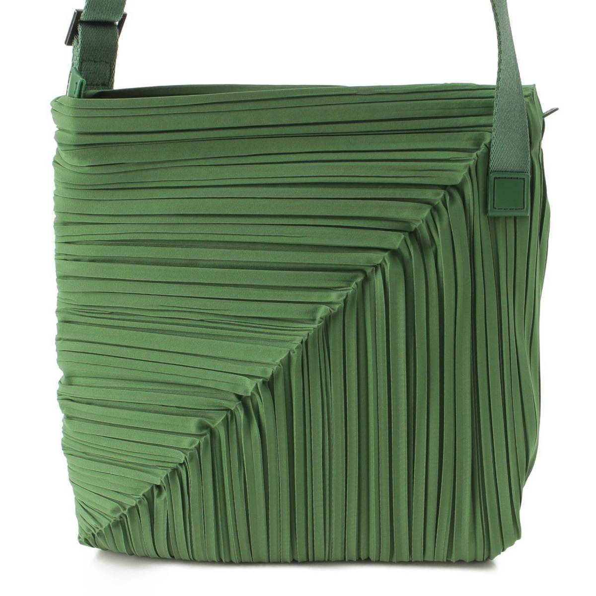 楽天市場】【プリーツプリーズ イッセイミヤケ】PLEATS PLEASE ISSEY