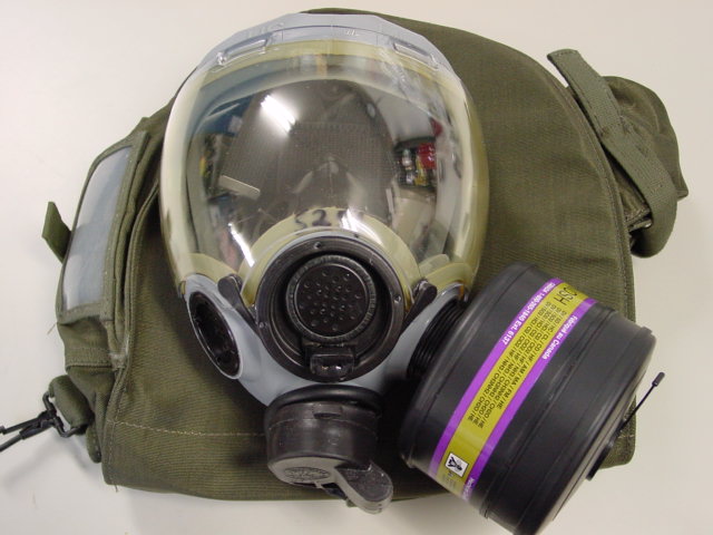 楽天市場】米軍実物 MCU-2/AP NBCガスマスクセット(放出品） : リスク