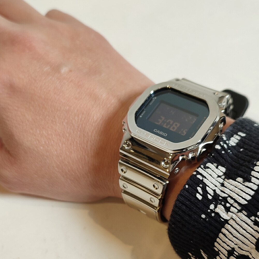 楽天市場】CASIO “G-SHOCK” GM-5600YM-8JF シルバー x ブラック カシオ