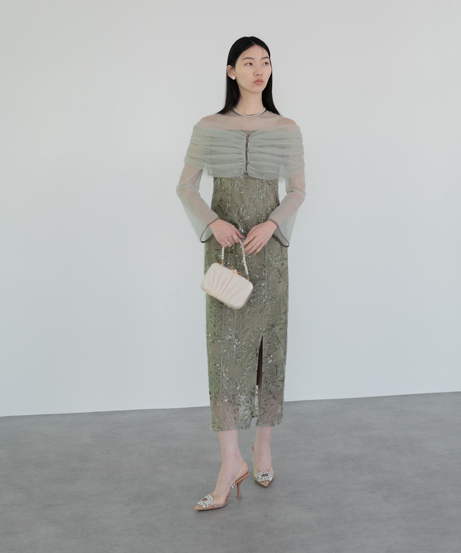 Leja｜LEJA-チュールオフショルダー花柄Iラインワンピースドレス 結婚