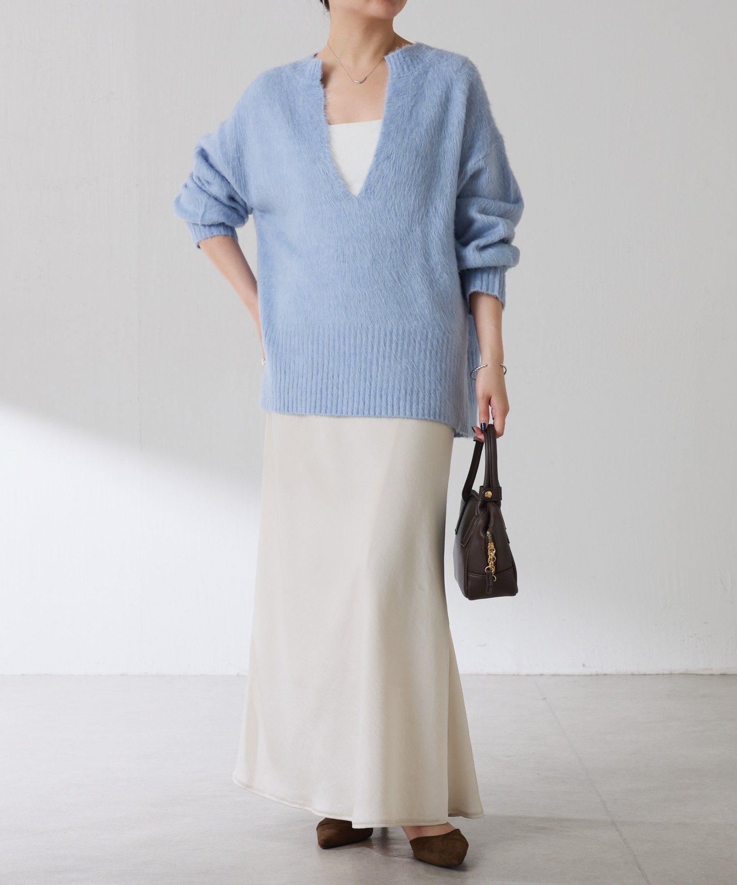 COLLAGE GALLARDAGALANTE｜エアリー深Vニット | Rakuten Fashion(楽天