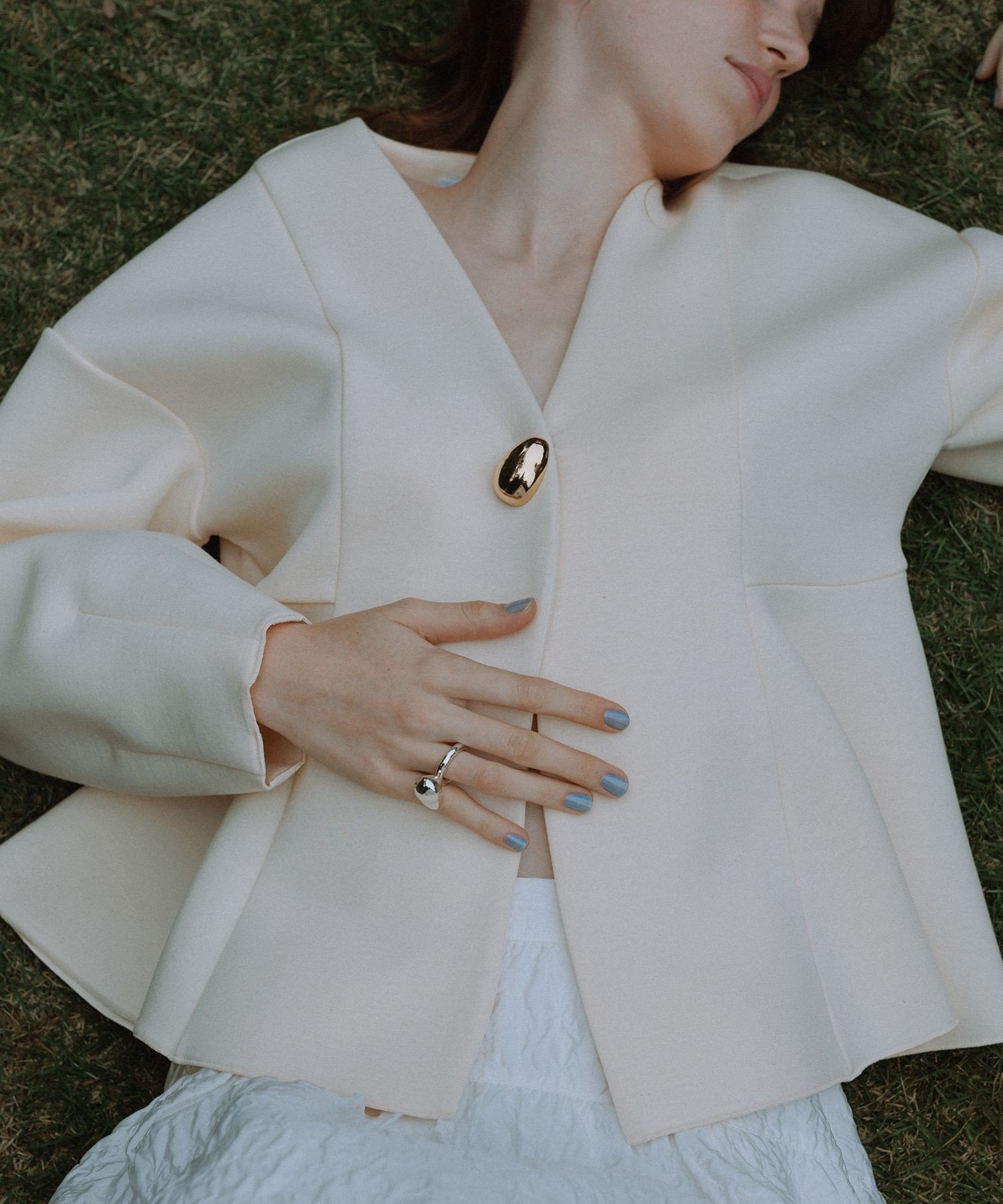 ADAM ET ROPE'｜エッグブローチ付きペプラムカーディガン | Rakuten