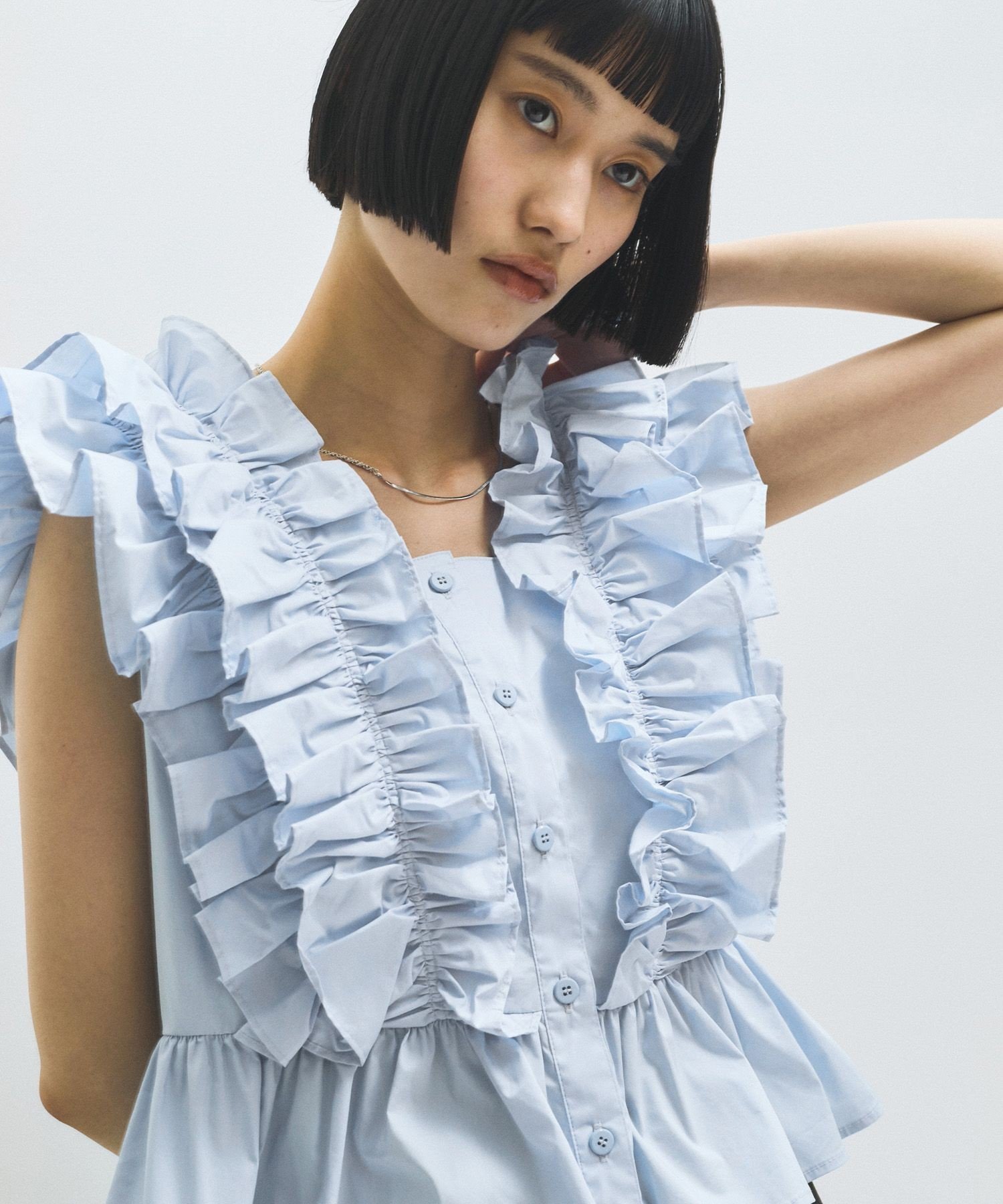 ADAM ET ROPE'｜ペタルフリルブラウス | Rakuten Fashion(楽天