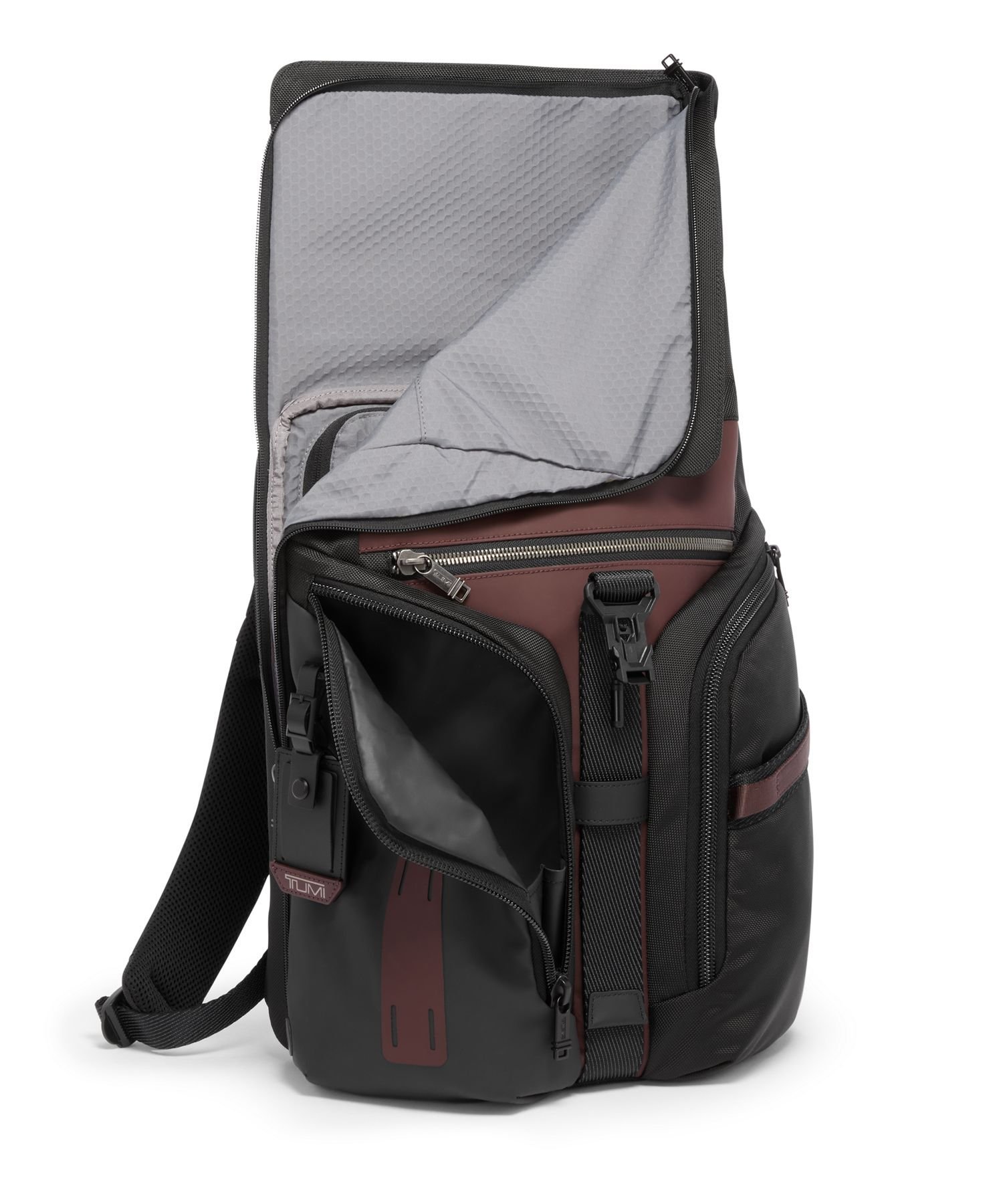 TUMI｜【TUMI 公式店】ALPHA BRAVO 「ロジスティック」バックパック