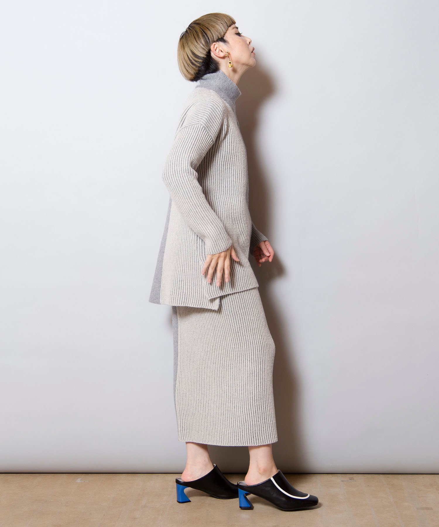 OSMOSIS｜畦ストライプタートルニットプルオーバー | Rakuten Fashion