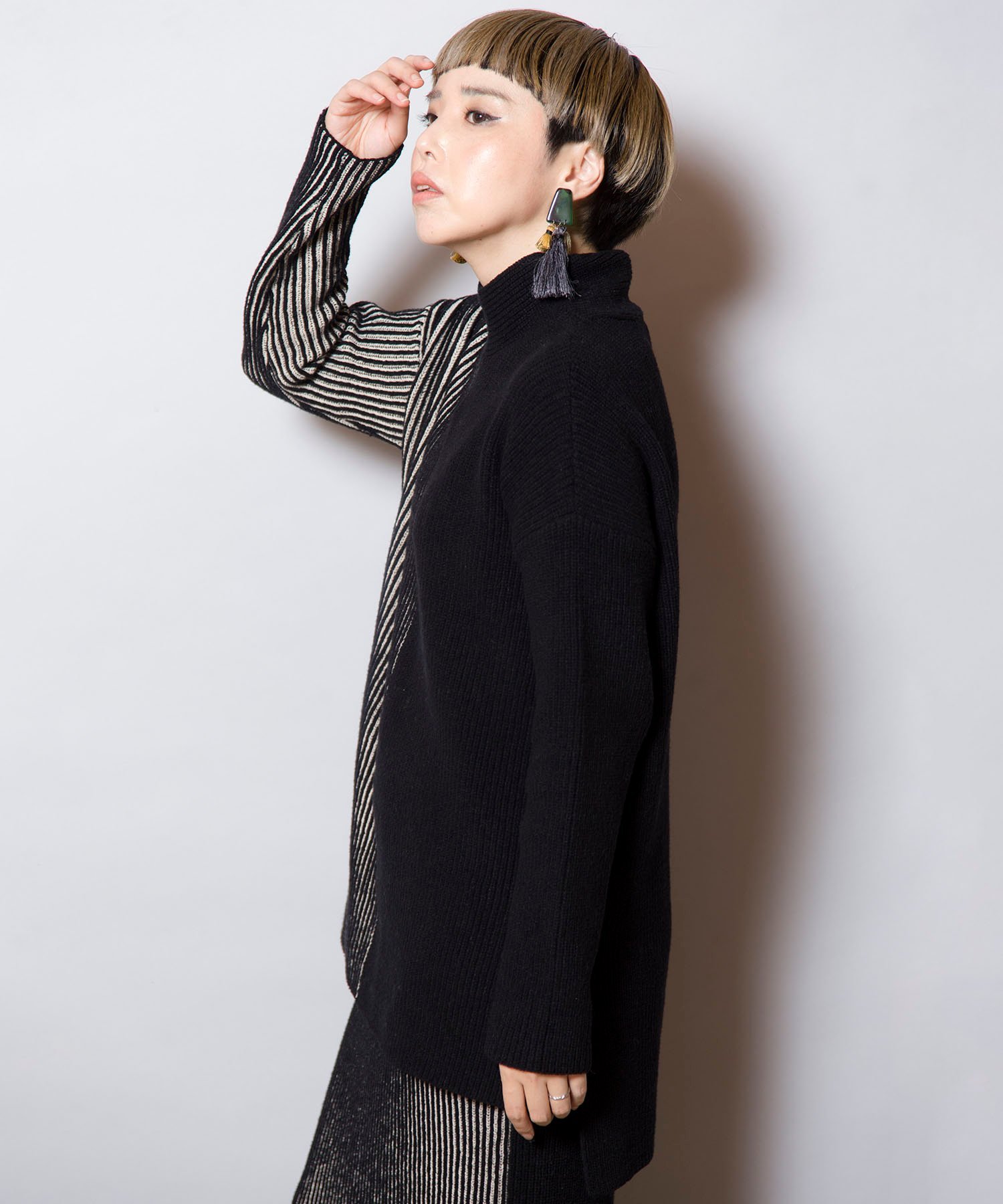 OSMOSIS｜畦ストライプタートルニットプルオーバー | Rakuten Fashion