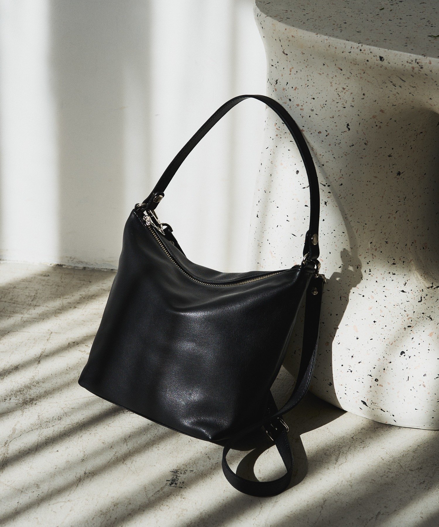 russet｜【20%ポイントバック】ソフトレザーシンプルショルダーバッグ