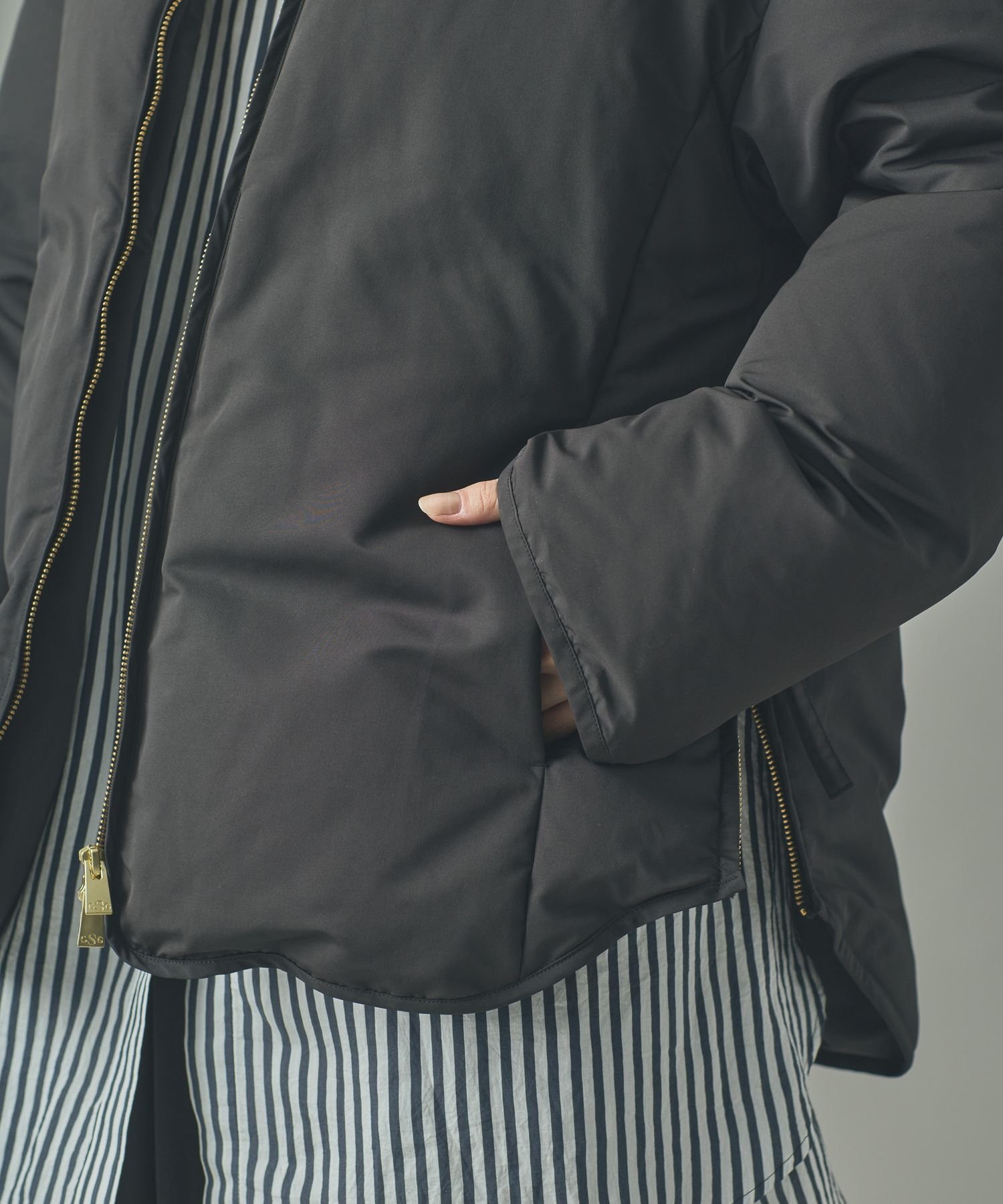 Curensology｜サイドジップノーカラーダウンジャケット | Rakuten