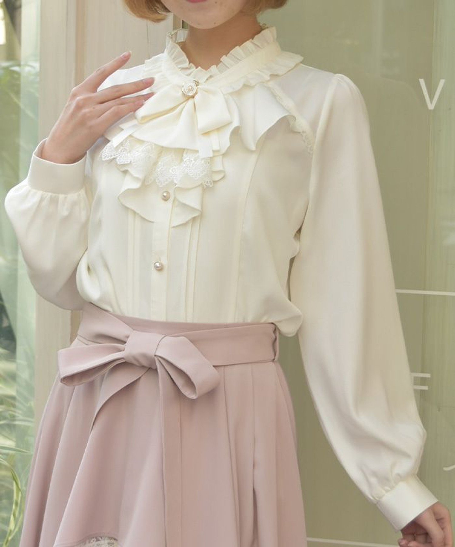 axes femme｜リボンジャボブローチブラウス | Rakuten Fashion(楽天