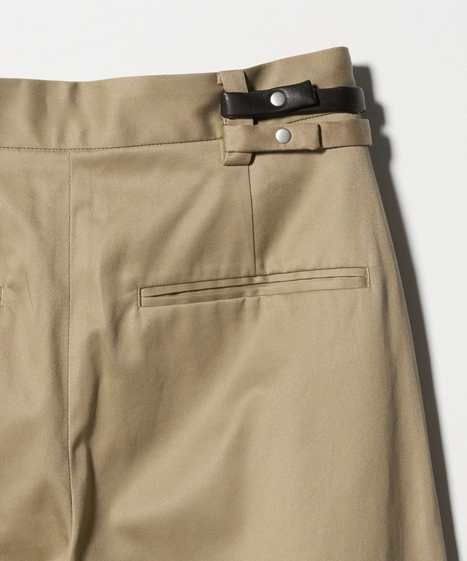 新品未使用ATTISESSIONベルト 2タック ストレート パンツ/NAVY セール】＜ATTISESSION＞ベルト 2タック ストレート パンツ 2（その他