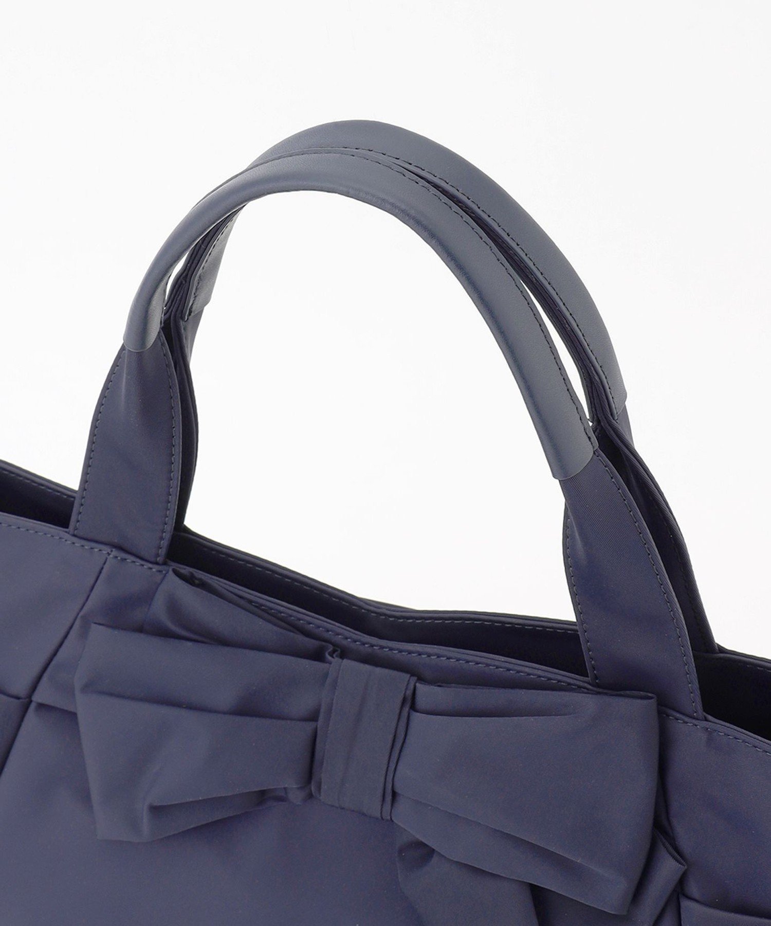 TOCCA｜【大人百花掲載】KNOT IN HEART NYLONTOTE M トートバッグ M