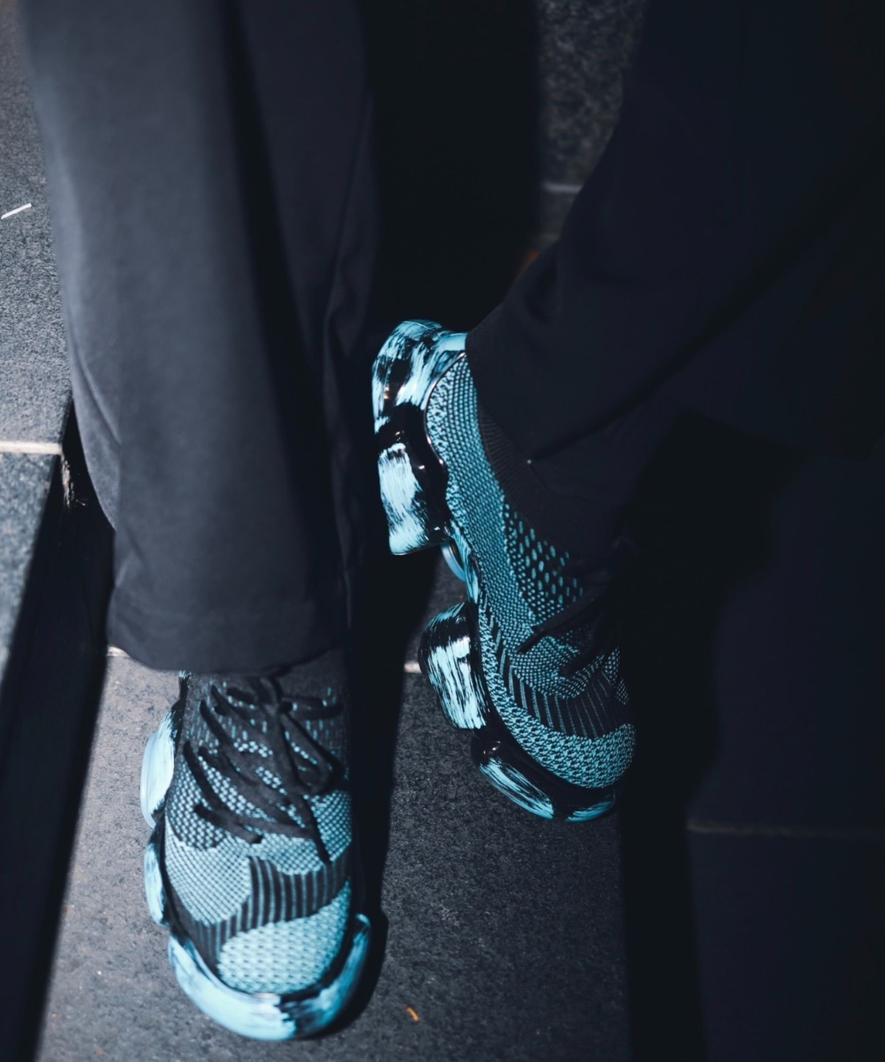 ROYAL FLASH｜grounds/グラウンズ/別注 MOOPIE CRAFT PAINT BLACK